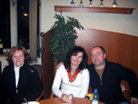 Pzujc zleva :  Lidka Dobeschov, tpnka Pisrikov, Ale Dobesch
