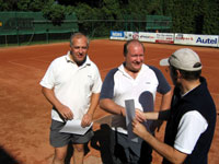 Pedvn cen za 2.msto zleva :  Jaroslav Kroliczek, Libor Farga, Ivan Zboran