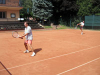 astnci turnaje zleva :  Pavel Nierostek, Roman Ganark