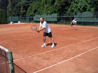astnci turnaje zleva :  Martin Holubk, Ren Halapatsch