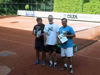 2.msto zleva :  Martin Delong, (pedvajc Lubomr Bulawa), Bogdan Chromik