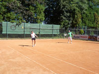 astnci turnaje zleva :  Kateina Ondriov, Pavel Ondri