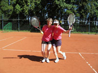astnice turnaje zleva :  Darina Heczkov, Zina Kusiov