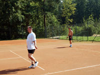 astnci turnaje zleva :  Martin Rojk, Martin Ptek