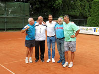 Zvren foto zleva :  Rudolf Bilko, Vlastimil tpnek, Radek tpnek, Mojmr Kapriin, Milan Rusz