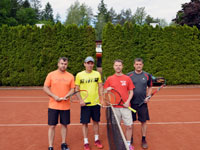 astnci turnaje zleva :  Robert Pszczolka, Daniel Klimek, Adam Kujawa, Hynek Firla