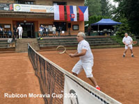 Účastníci turnaje zleva :  Vladislav Dzik, Miroslav Jůva