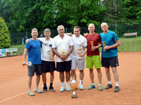 Medailisté zleva :  Zdislav Csepcsar, Tomáš Sikora, Roman Huťka, Matěj Huťka, Daniel Fojcik, Miloš Jadamus