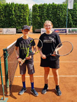 Účastníci turnaje zleva :  Jan Wawreczka, Pavlína Raszková