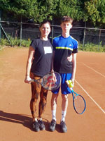 astnci turnaje zleva :  Martina Uhlov, Michal Uhl