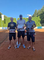 1.msto tchy zleva :  Tom Motyka, Jakub Zoubek, Martin Holubk