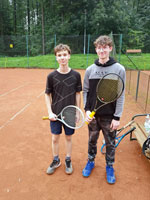 ��astn�ci turnaje zleva :  Tibor Twardzik, Maty� Golec