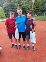 1.m�sto �ty�hra zleva :  Jan Sagan, Nikolas Klimek