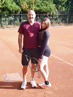 ��astn�ci turnaje zleva :  Martin Holub��k, Anna Holub��kov�