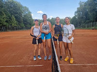 Semifinalistky tyhry en zleva :  Nicol Novak, Zuzana Odlevkov, Terezie tverkov, Michaela Svobodov