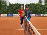 Finalist dvouhry zleva :  Denis Konderla, Max Gnther