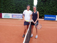 Finalist dvouhry dorostenek zleva :  Tereza Nerdov, Klra Dohnalov