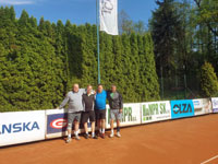 Účastníci vztyčování vlajek :  Roman Hladonik, René Fargač, Bogdan Chromik, Milan Rusz