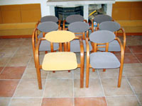 Očalouněné židličky