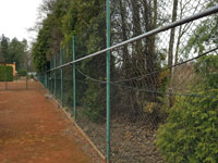 Oprava plotu a potrubí