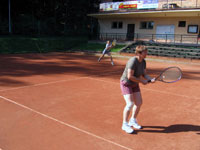 astnci turnaje zleva :  Jarmila Sikorov, Vilma Sikorov