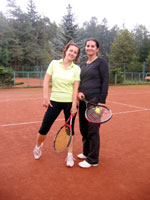 Účastnice turnaje zleva :  Pavla Dordová, Ivona Dokoupilová