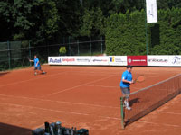 Záběry z finále zleva :  René Fargač, Roman Hladonik