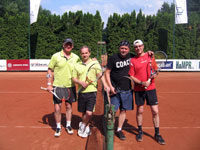 O třetí místo zleva :  Miloš Jadamus, Václav Supík, Roman Mihoč, Petr Dorda