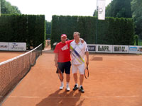 Účastníci turnaje zleva :  Petr Sikora, René Fargač