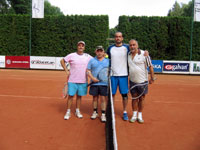 O 3.místo zleva :  Petr Lanz, Milan Sikora, Jiří Bednář, Roman Huťka