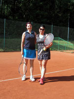Účastnice turnaje zleva :  Vlasta Szwarcová, Dagmar Sosnová