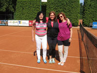 Pořadatelky turnaje zleva :  Sylva Petrovová, Karin Lasotová, Štěpánka Pisáriková