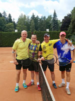 Účastníci turnaje zleva :  Miloš Jadamus, Piort Pozdzal, Zdeněk Noga, Roman Rusz