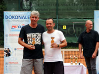 3.místo kategorie mladší čtyřhra zleva :  Lukáš Halva, Petr Bača