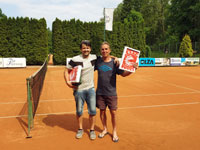 Osobnost turnaje vpravo :  Jiří Figura