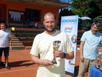 3.místo kategorie mladší dvouhra :  Jiří Steinbach