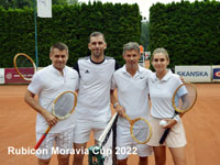 Semifinalisté zleva :  Petr Vitásek, Martin Gajdzica, Tomáš Sikora, Zuzana Zlochová