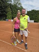 ��astn�ci turnaje zleva :  Martina Jindrov�, Petr Zoubek