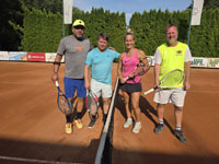 Semifinalist� zleva :  Petr Sikora. Tom� Suszka, Martina Jindrov�, Petr Zoubek